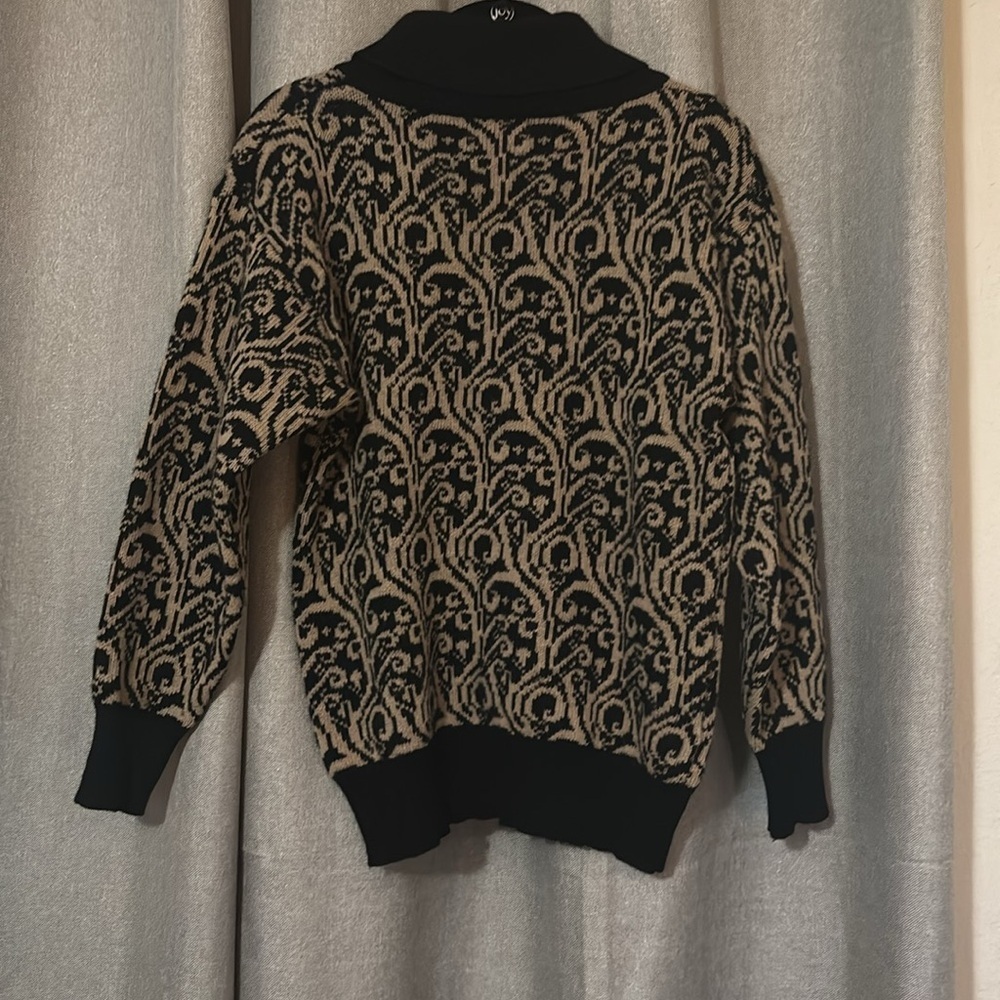 Vintage Neiman-Marcus turtle neck sweater - Picture 5 of 9